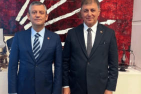 Ali Mahir Başarır Cemil Tugay'ın AKP'ye Katılmasına Sert Tepki Gösterdi