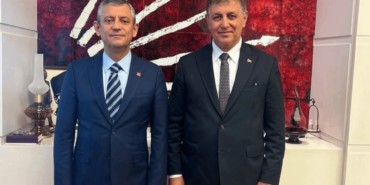 Ali Mahir Başarır Cemil Tugay'ın AKP'ye Katılmasına Sert Tepki Gösterdi